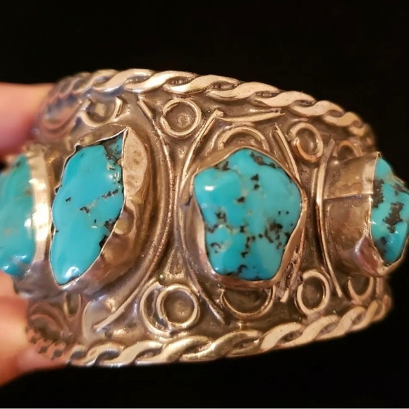 Massive Cuff Bracelet With 7 Turquoise Nuggets Vintage Sterling Silver - Picture 7 of 14